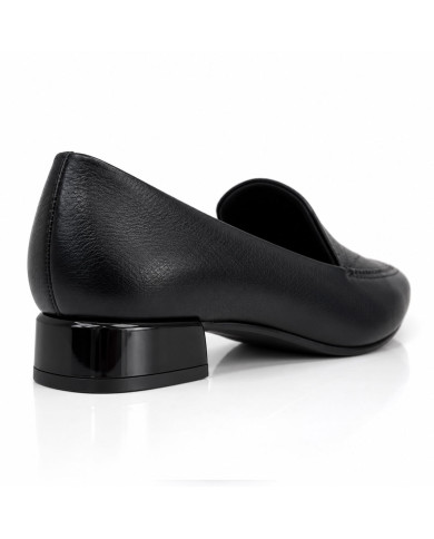 TCHOCCO CUERO PRETO 18904-132-119