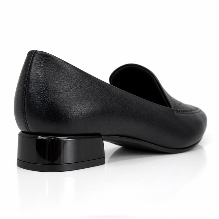 TCHOCCO CUERO PRETO 18904-132-119