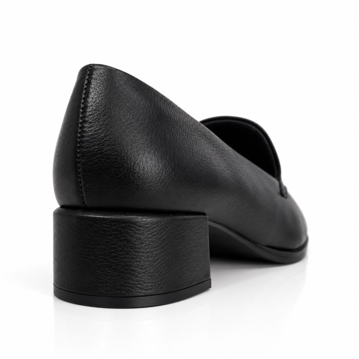 TCHOCCO CUERO PRETO 1501-132-119
