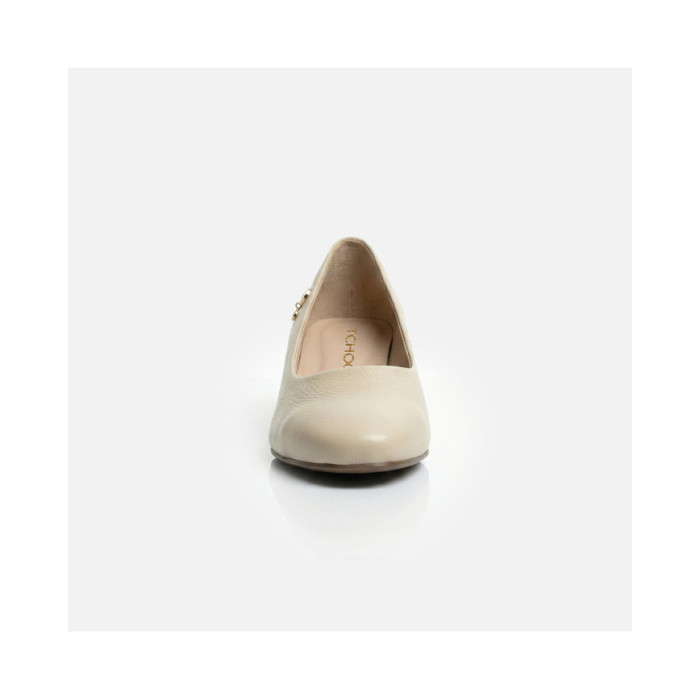 Calzado de mujer marca TCHOCCO CUERO CREME