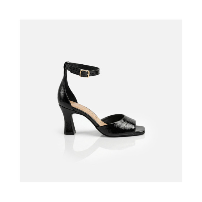 Calzado de mujer marca TCHOCCO CUERO PRETO