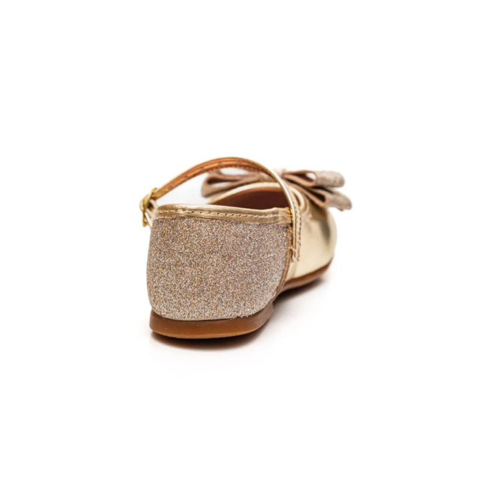 Calzado de niña marca MOLEKINHA METALIZADO DORADO