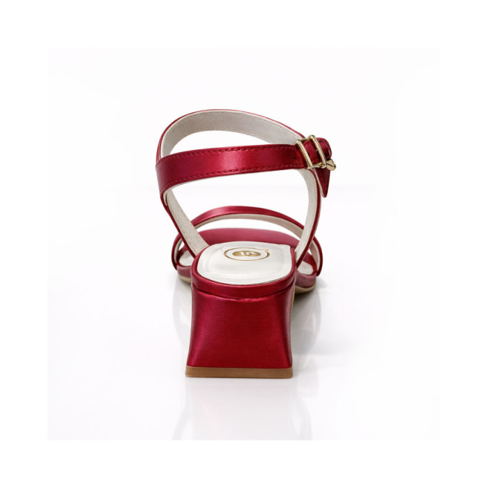 Calzado de niña marca MOLEKINHA NAPA CEREZA