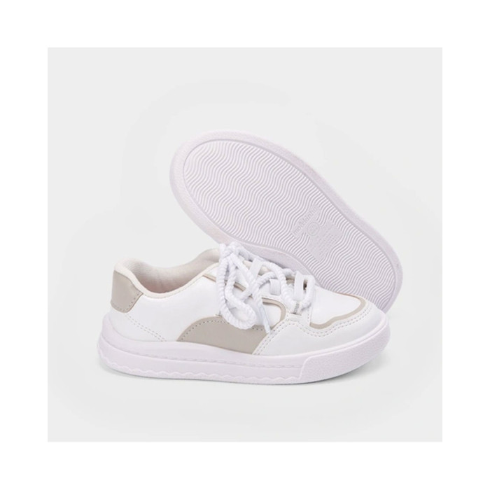 Calzado de niña marca MOLEKINHA NAPA BLANCO