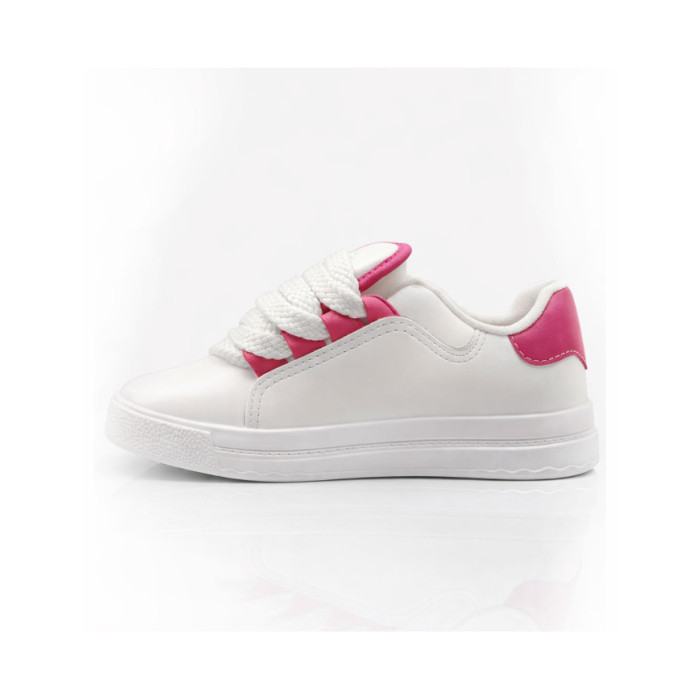 Calzado de niña marca MOLEKINHA NAPA BLANCO