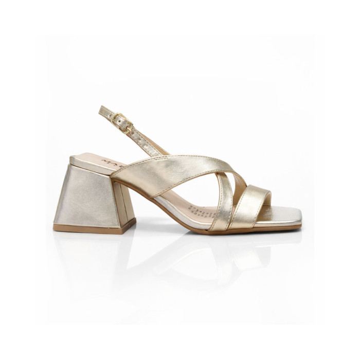 Calzado de mujer marca MADRE FLOE VERNIZ OURO