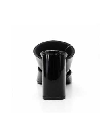 Calzado de mujer marca MADRE FLOE VERNIZ PRETO