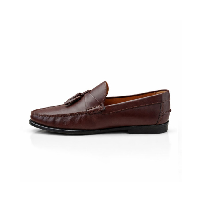 Calzado de hombre marca ATTITUDE NATURAL CHOCOLATE