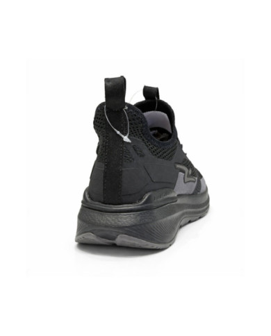 Calzado marca ADRUN PRETO