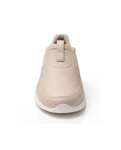 Calzado marca ADRUN BEGE